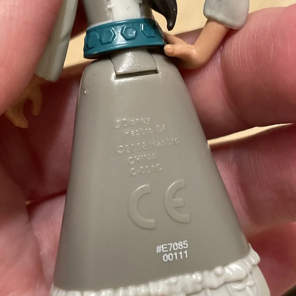 Disney frozen hasbro